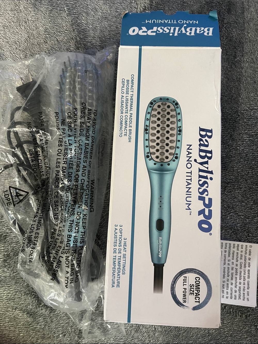 BaBylissPRO Nano Titanium Teal Compact Thermal Paddle Brush - Teal